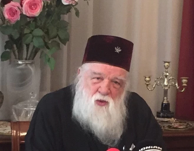 Αμβρόσιος: «Αδελφοί μου, έρχονται μαύρα χρόνια! Αρπαχτείτε από το φουστάνι της Παναγίας μας»